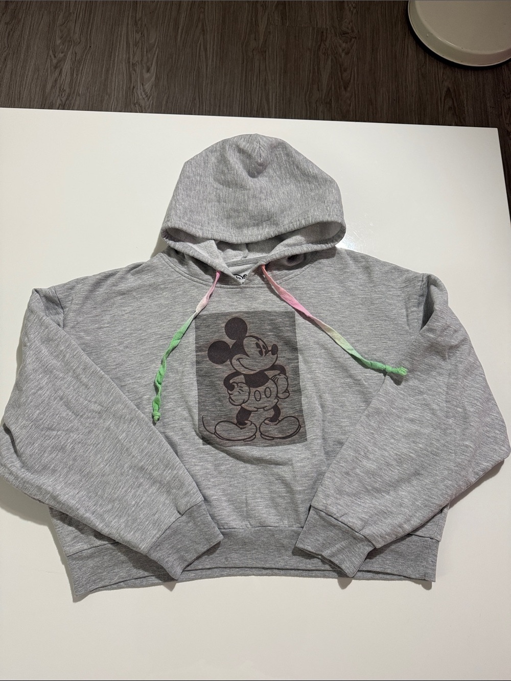 Disney Mickey Mouse Women’s Pullover Lightweight Crop Top Silver Hoodie Size 3XL